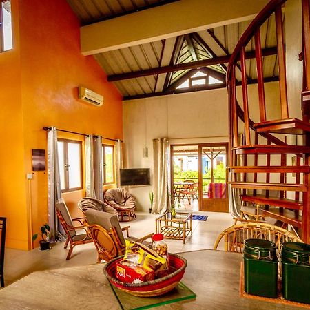 Charming Condo ريفير نوار المظهر الخارجي الصورة