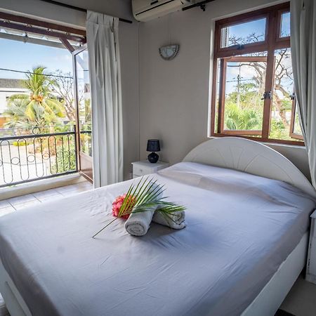 Charming Condo ريفير نوار المظهر الخارجي الصورة