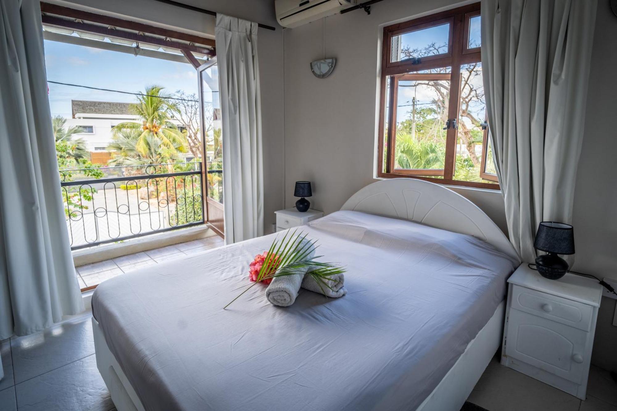 Charming Condo ريفير نوار المظهر الخارجي الصورة