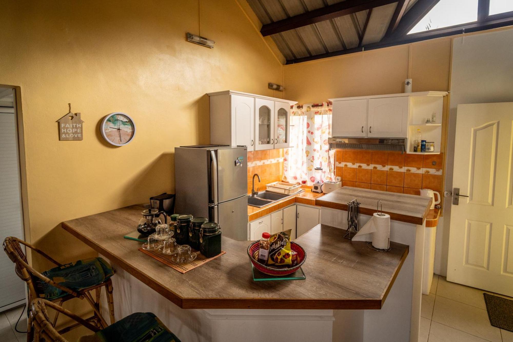 Charming Condo ريفير نوار المظهر الخارجي الصورة